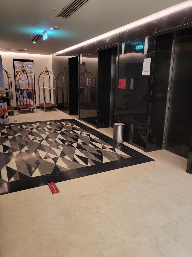 Apartment 16,26,27 Floors In Alliance Palace Batumi Bagian luar foto