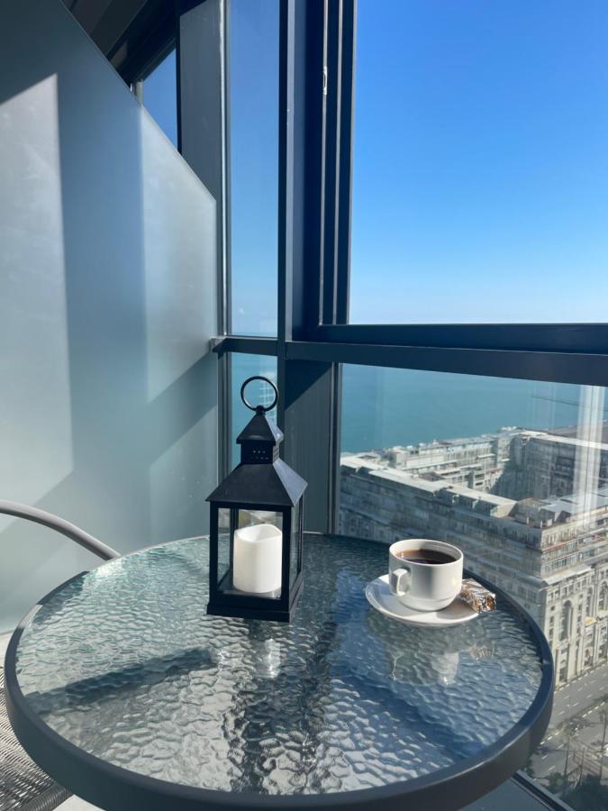 Apartment 16,26,27 Floors In Alliance Palace Batumi Bagian luar foto